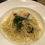 カンピオーネ - ランチパスタ（サーモンと帆立小柱のクリームパスタ