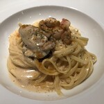 カンピオーネ - 牡蠣と海老、うにのクリーム生パスタ　1500円