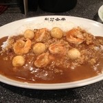 梨花食堂 - 今週のカレー「ぷりぷりエビとウズラの卵を煮込んだカレー」