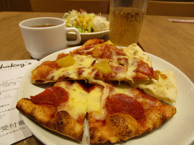 シェーキーズ イオンモール座間店 相武台前 ピザ 食べログ