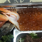 居喰処 光 - 2021/01/11
      本日の日替り 海鮮丼 弁当バージョン 500円