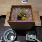 鮑と雲丹のジュレ