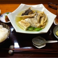 赤坂とゝや魚新 - スズキの骨煮