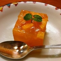 赤坂とゝや魚新 - ピヤシリメロンのゼリー