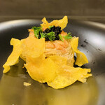 Casa del cibo - ② 前菜1：毛蟹と菊芋の蒸焼き、キャビアとポテトチップス添え