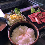 Yakiniku Karin - ランチのカルビ定食