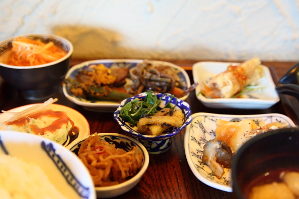 無国籍喫茶 フォーチュン - 羽前千歳（東南アジア料理）の写真