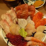 やきとり おくしり - 北海海鮮丼９００円