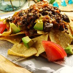 Chili meat nachos with melty cheese