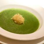 コート ドール - ・梅と紫蘇のスープ 糸瓜添え 夏のシグネチャーディッシュ