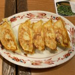味噌と餃子 青源  - ゆず味噌餃子