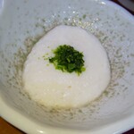 山田うどん - 生姜焼き定食Ｂセットのとろろ小鉢(R2.10.3撮影)