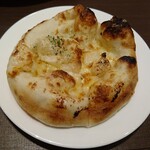 鎌倉パスタ - 明太子ともちのピザ