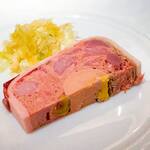 コート ドール - ・フォアグラと鴨テリーヌ キャベツとオリーブオイルのガルニ