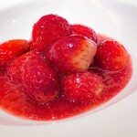 コート ドール - ・いちごのスープワイン風味