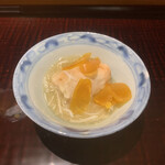 平和寿司 - 河豚の白子の自家製カラスミと松葉蟹の餡掛け