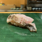 平和寿司 - 黒むつの炙り