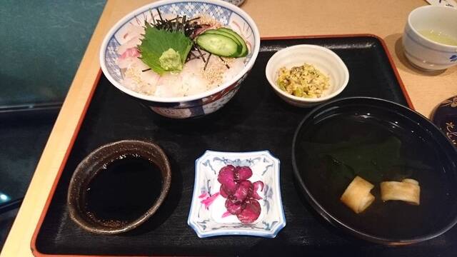 口コミ一覧 文殊亭 千舟町店 大街道 海鮮丼 食べログ