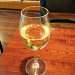 ヘブン - グラス白ワイン（￥３５９税別）
