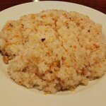 ヘブン - ￥８９０の２カレーセットにプラス￥１８５で、ガーリックライスに変更。