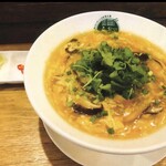 ベトナム料理 ふぉ－の店 - チキンバイミー