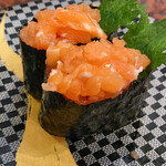 Sushi Choushimaru - サーモンのたたき