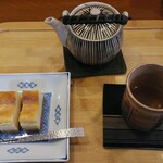 かりんとう - ベイクドチーズケーキ＆阿波番茶