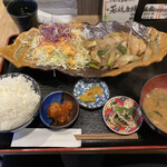 Shunno Obanzai Jizake No Haze Yan - 本日のはぜやん定食（日替り）は、豚トロ味噌葱炒め定食