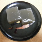 萬御菓子誂處 樫舎 - わらび餅