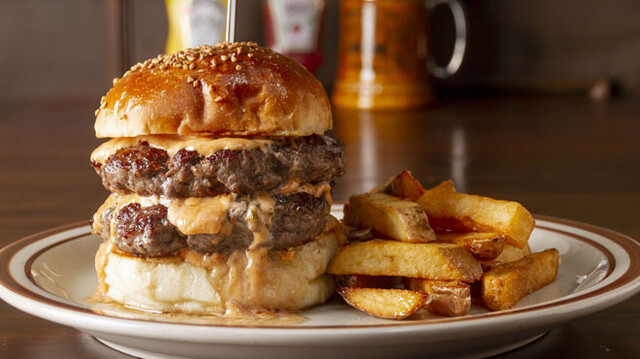 HYOE'S BURGERS + FRIES, Kobe, Japan