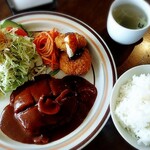 コーヒーハウスくれよん - Ｂランチ(ハンバーグ)は780円でした