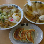 田村屋 - 真ん丸した煮卵が浮かぶ･･。