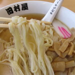 田村屋 - スープが絡む･･。