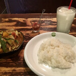 野菜を食べるカレーcamp 代々木本店 - 