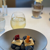 ベージュ アラン・デュカス 東京 - 