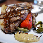 トラットリア ヴィヴァーチェ - 豚肩肉のロース