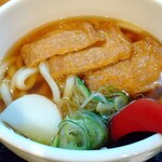 うどん 和月 - きつねうどん。うどんの腰はなかなかのモノです。