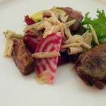 ベル･エポック - ランド産鳩の燻製のサラダ