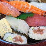 Douraku Sushi - 上盛り合わせ寿し 大盛りＤ