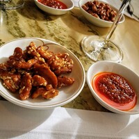 ヘイフンテラス - 名脇役のクルミの飴炊きとオリジナルのXO醤