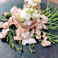 ＧＩＴＡ - 菊芋と芽キャベツの一口パイ  キノコは飾り