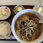 酔仙楼 - もやしラーメン 半ライス付き