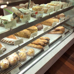 シニフィアン シニフィエ 伊勢丹新宿店 - 