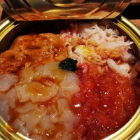 焼肉 うしみつ 恵比寿本店 - 口福の極み缶詰のユッケ