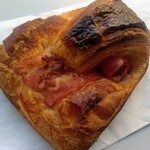 パン・オ・スリール - ベーコンクロワッサン
