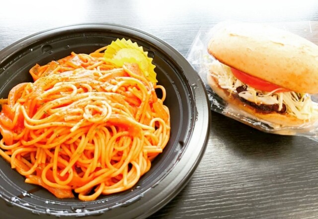 ブックカフェ フェスティバル | 登米市のカフェ