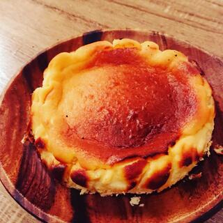 濃厚バスクチーズケーキ