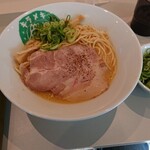 キラメキノトリ - 鶏白湯醤油ラーメン