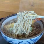 そば処 大和 - 海老天ぷらそばの麺