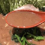 輝道家 - 際立つ濃厚スープ